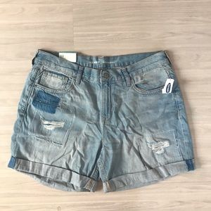 NWT Old Navy Boyfriend Jean Shorts